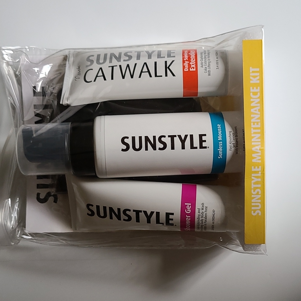 Sunless tanning kit